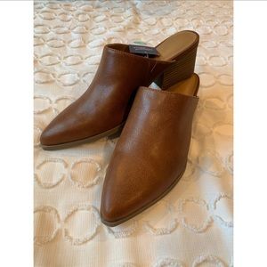 Universal Thread Heeled Mules 8.5 NWT